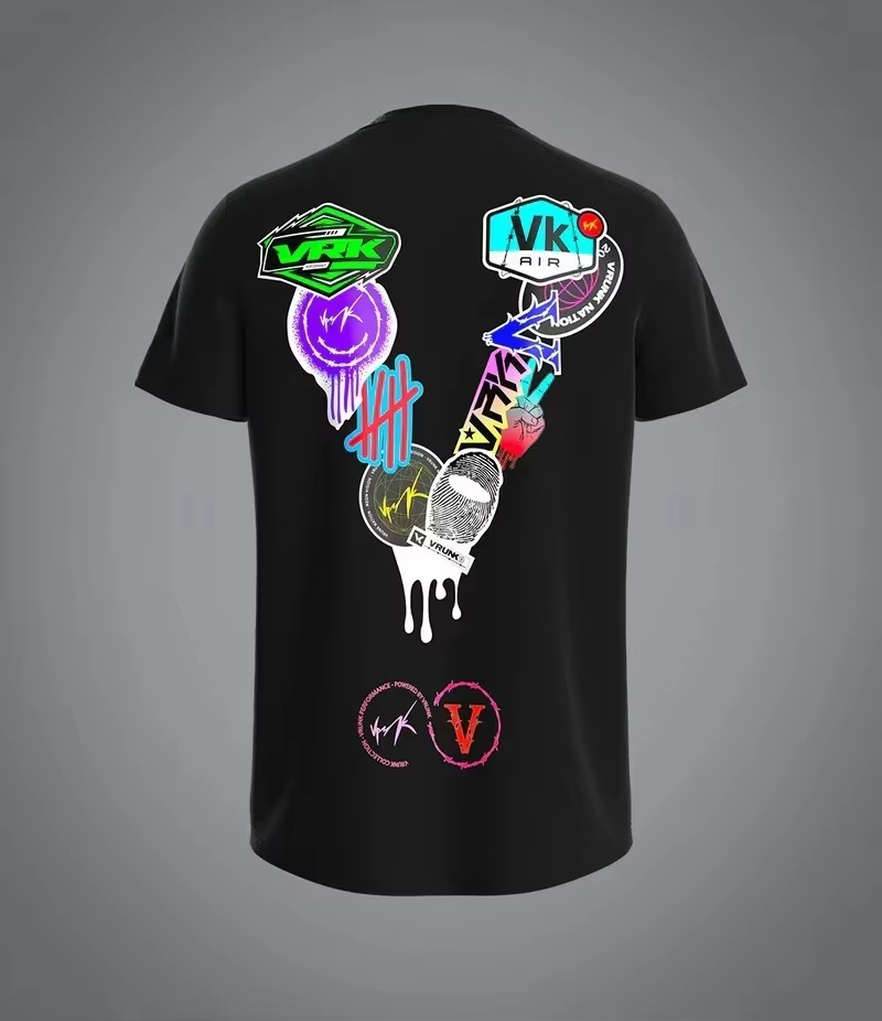 Streetwear Brand Graphic Designer - 2026 Aufkleber-Design High Street Graffiti Splicing-Stil